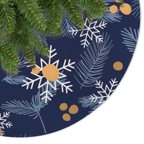 Holiday Christmas Tree Skirt | Gold Berries | Traditional Rustic Round 48×48 Inch Home Decor Christmas Tree Skirts christmas tree decor 3